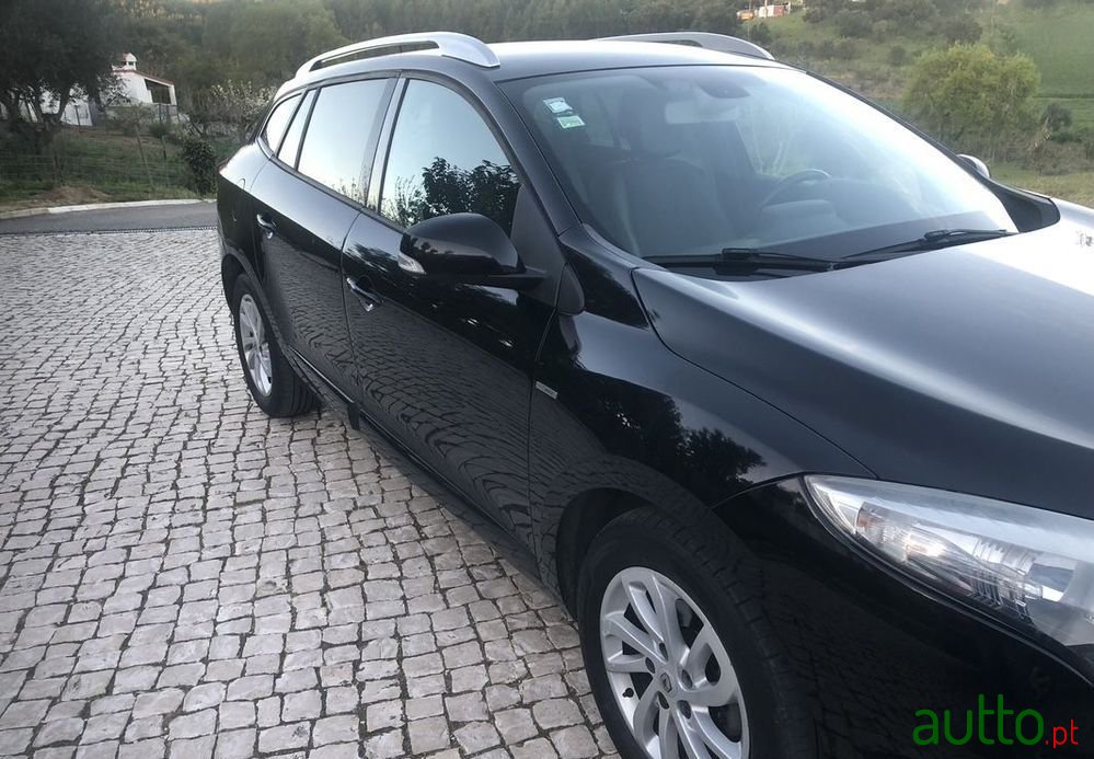 2013' Renault Megane Break photo #3
