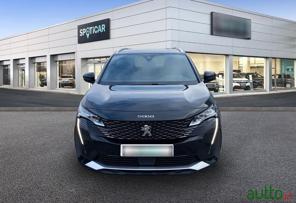 2024' Peugeot 5008 photo #2