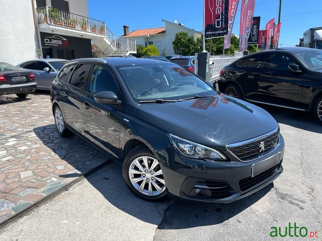 2019' Peugeot 308 Sw photo #2