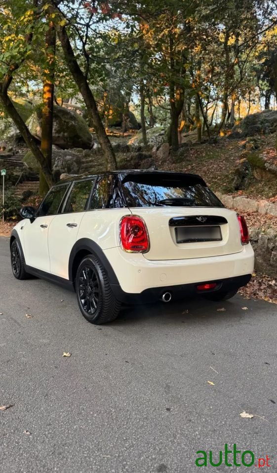 2016' MINI Coupé photo #6