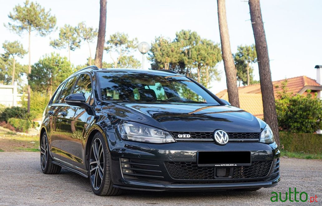 2015' Volkswagen Golf Variant photo #4