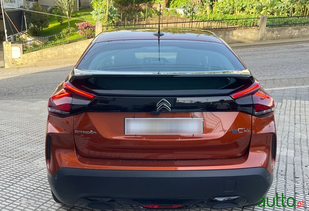 2021' Citroen C4 E-C4 136 Plus photo #6