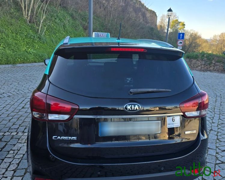 2017' Kia Carens photo #5