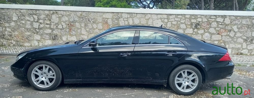 2008' Mercedes-Benz CLS 320 Cdi photo #1
