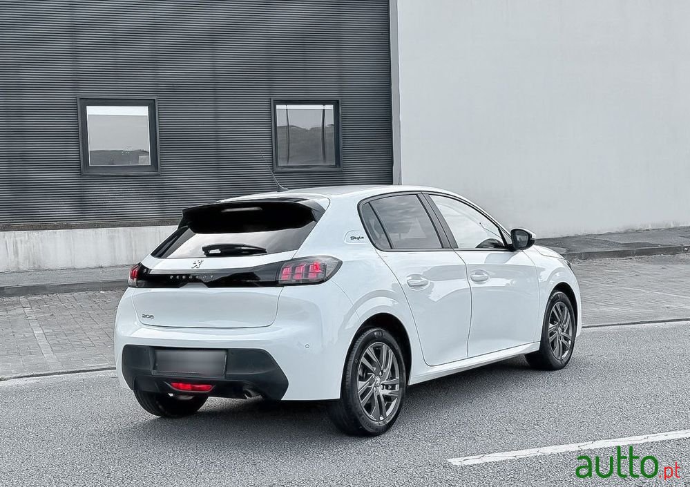 2021' Peugeot 208 photo #4