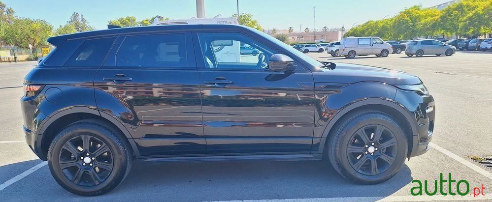 2018' Land Rover Range Rover Evoque photo #2