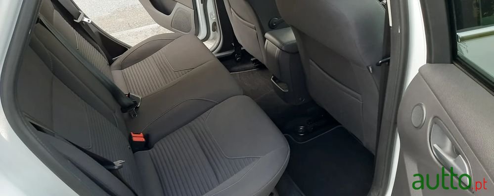 2015' Ford Focus 2.0 Tdci Titanium photo #4