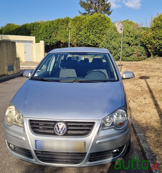 2005' Volkswagen Polo 1.2 Confortline photo #1