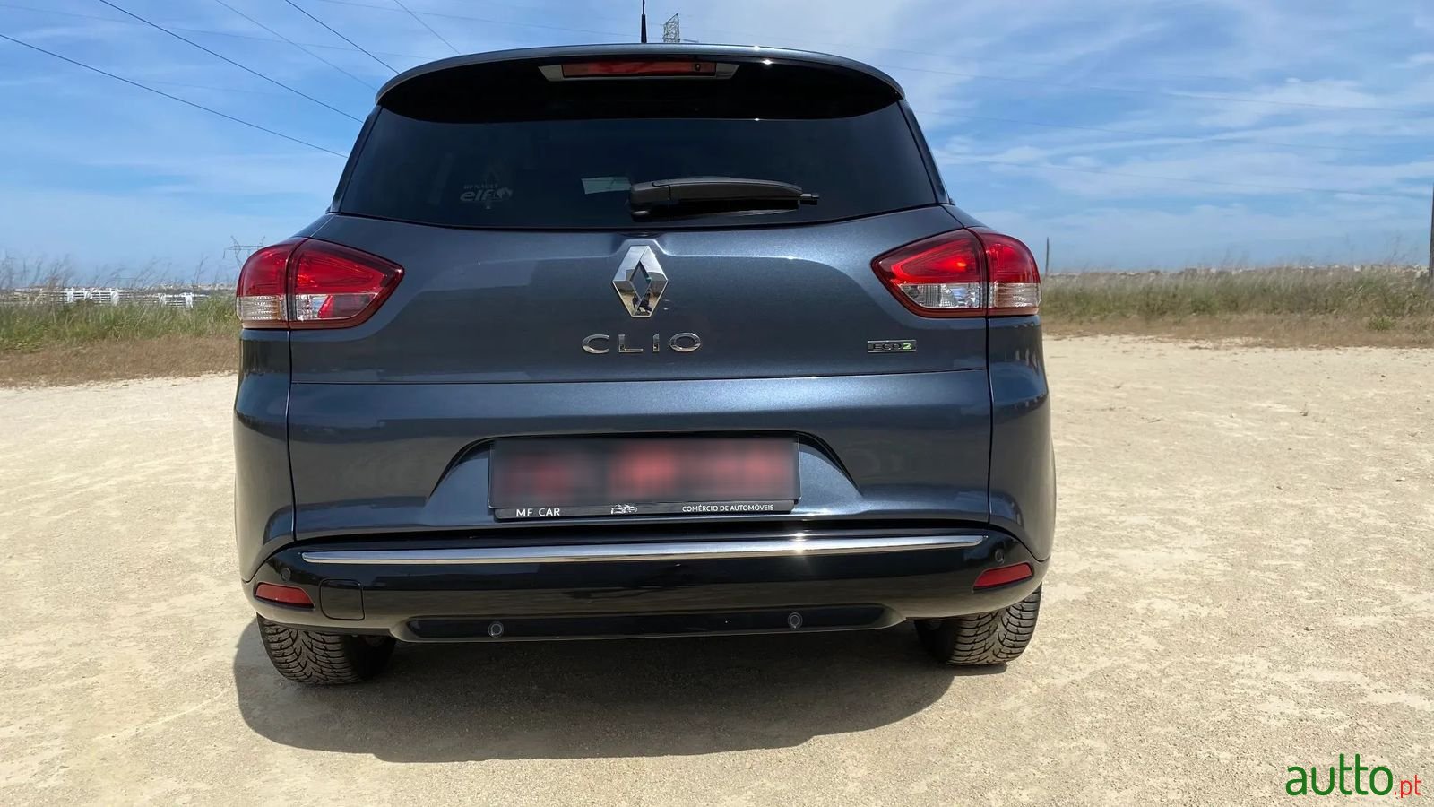 2017' Renault Clio Sport Tourer photo #4