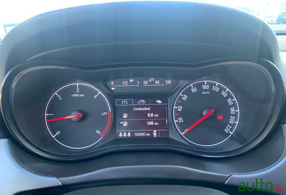 2017' Opel Corsa 1.3 Cdti Enjoy photo #3