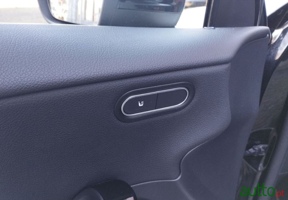 2019' Mercedes-Benz A 180 photo #5