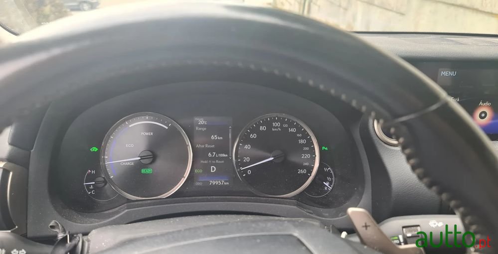 2018' Lexus IS Business photo #6