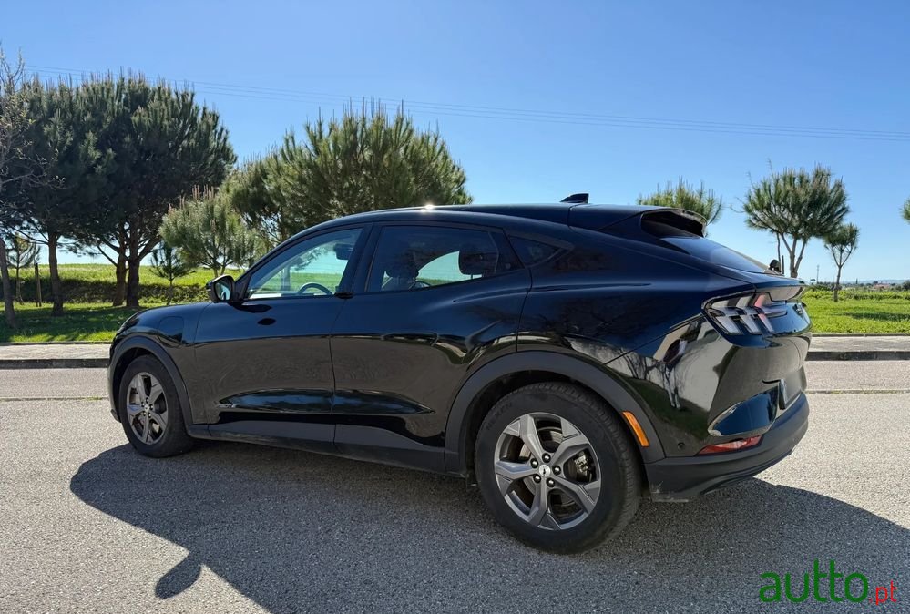 2023' Ford Mustang Mach-E 75.7 Kwh Base photo #3