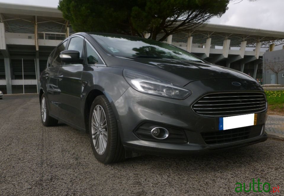 2016' Ford S-Max photo #1