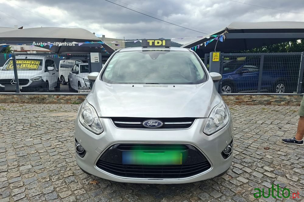 2013' Ford C-MAX photo #6