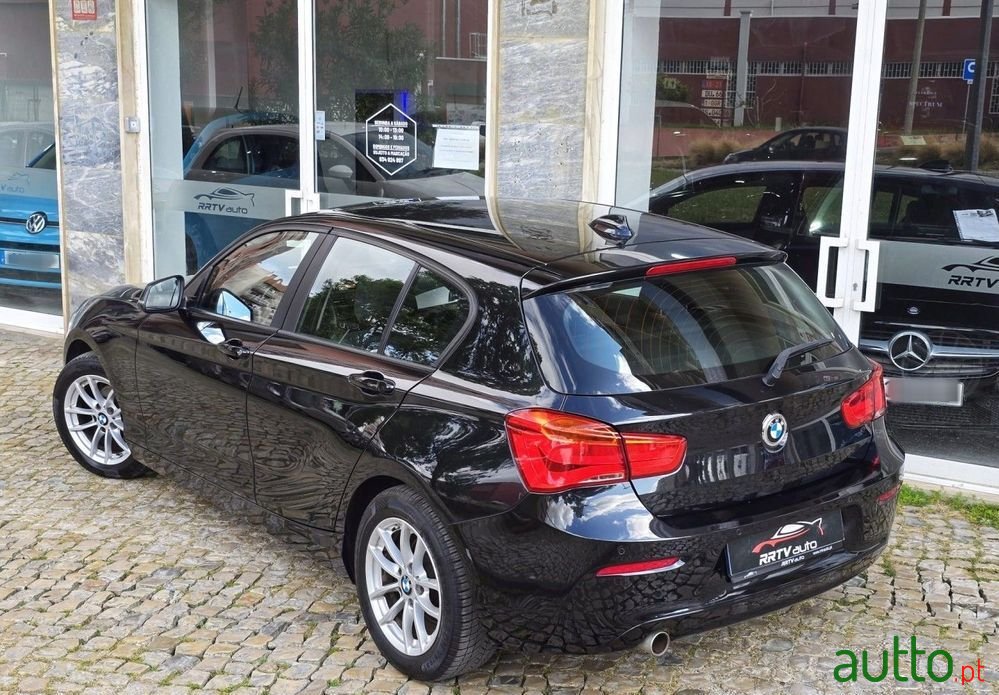 2016' BMW Série 1 D Advantage photo #2