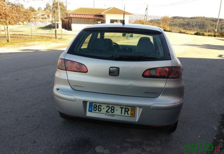 2002' SEAT Ibiza 1.2 12V Signo photo #1