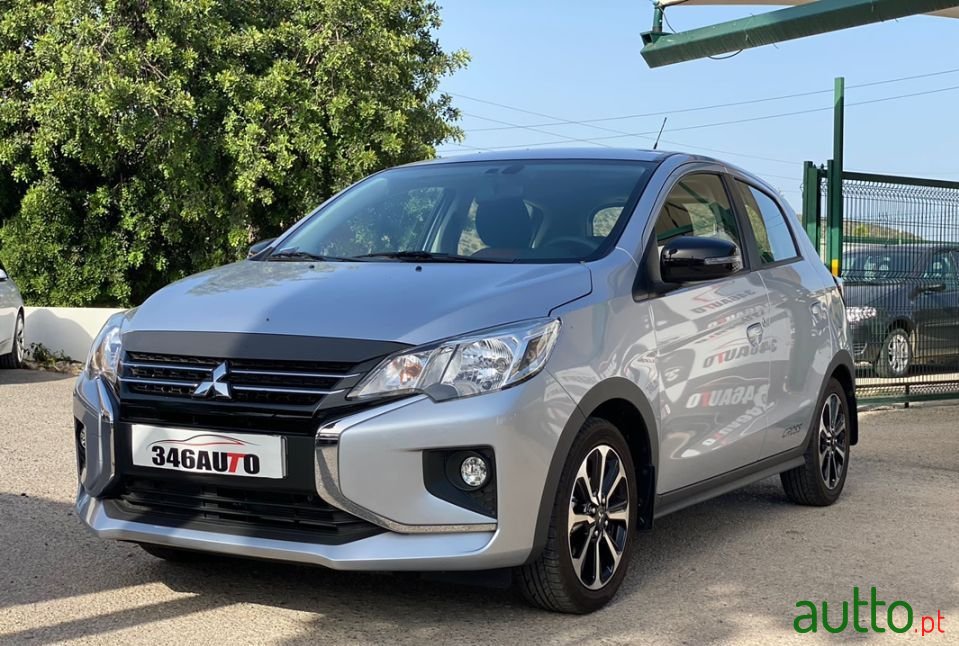 2021' Mitsubishi Space Star photo #2