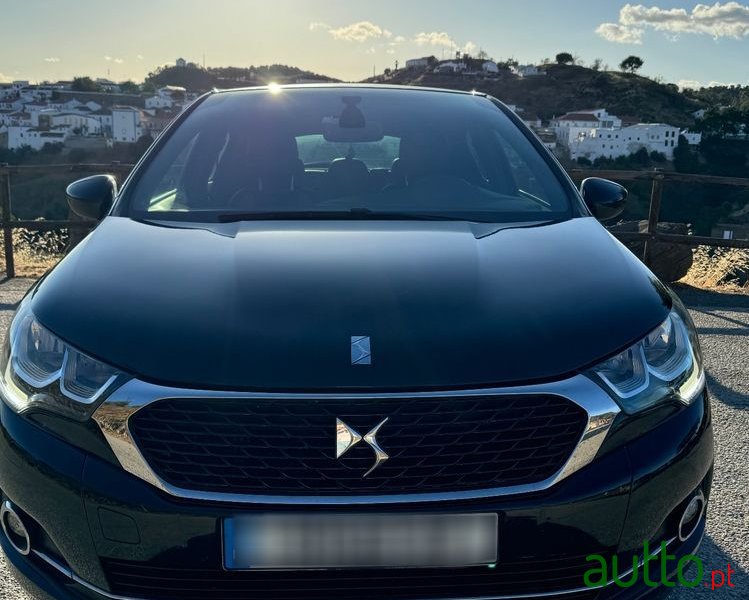 2016' DS Automobiles Ds4 photo #1