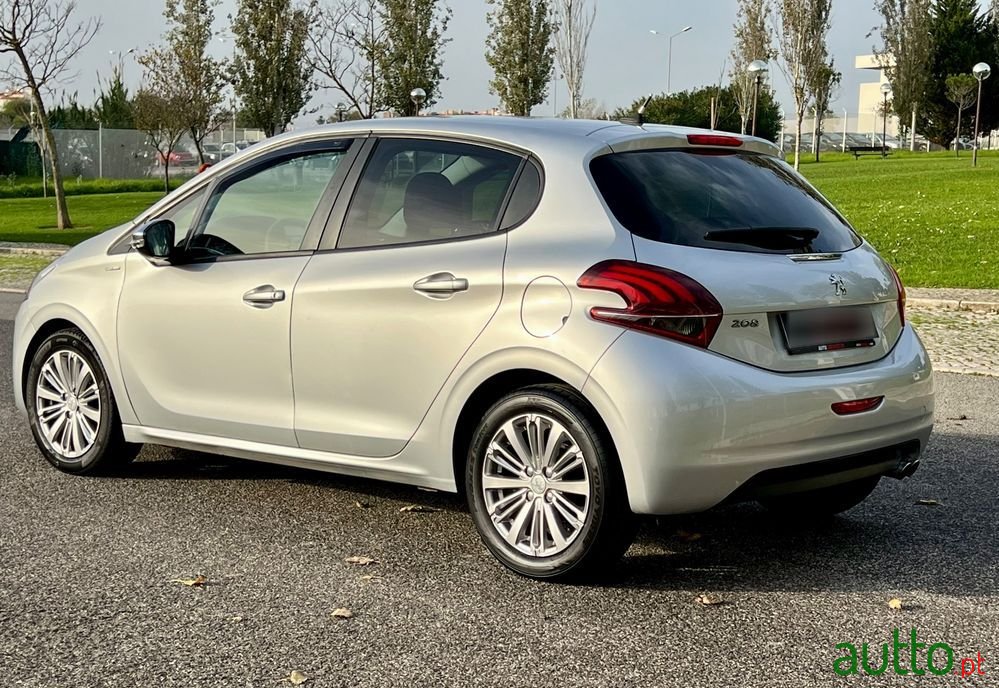 2018' Peugeot 208 photo #6