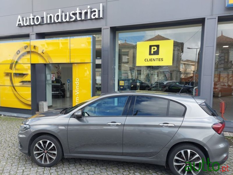 2019' Fiat Tipo photo #2