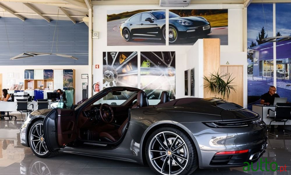 2023' Porsche 992 Carrera Pdk photo #5