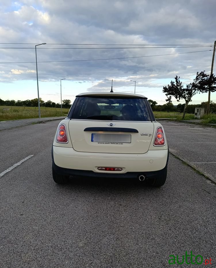 2011' MINI Coupé Cooper Sd photo #6