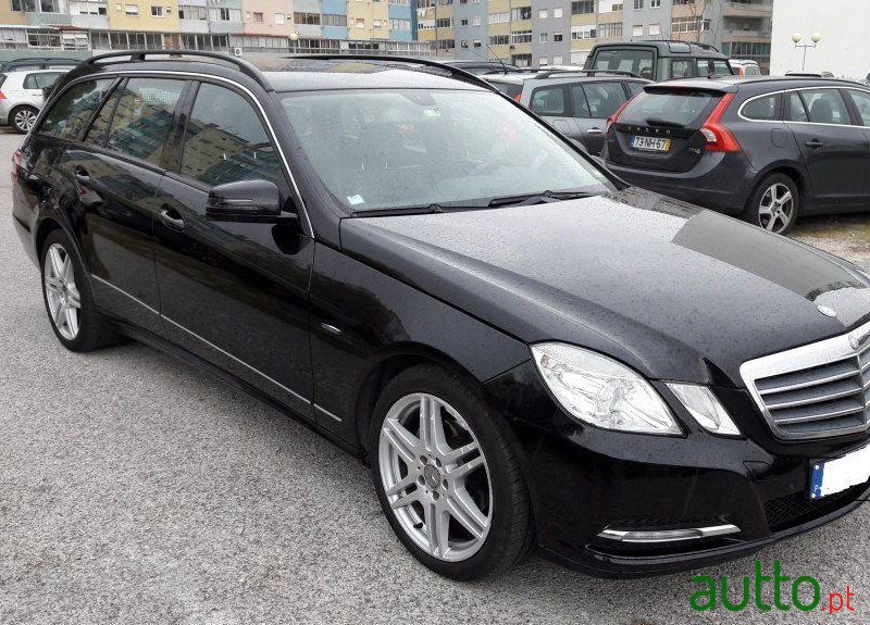 2011' Mercedes-Benz E 200 Cdi Avantgarde Be Auto. photo #1