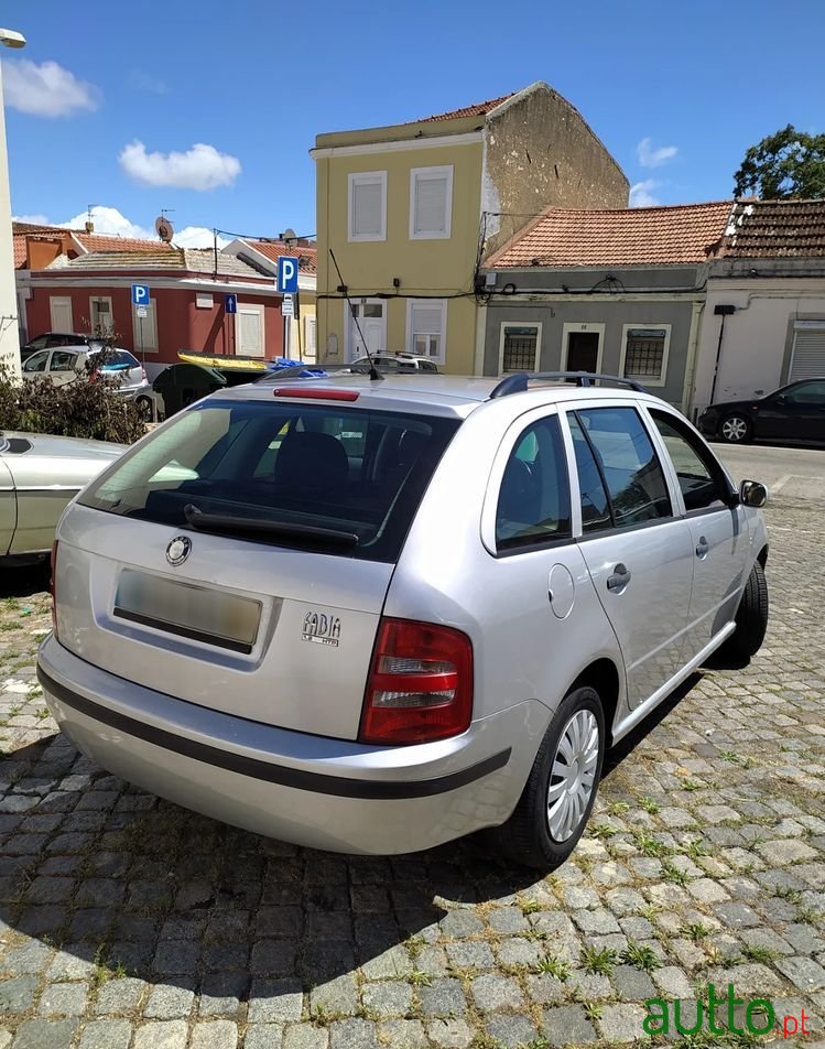 2003' Skoda Fabia photo #1