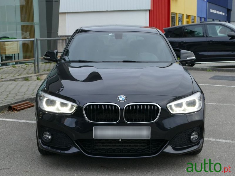 2017' BMW Série 1 D Pack M photo #2