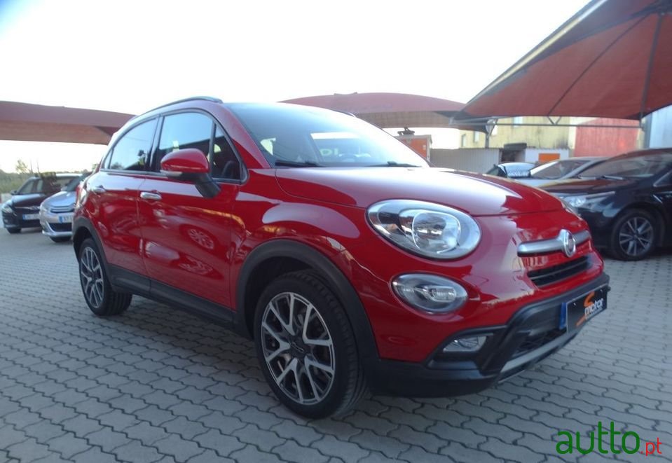 2015' Fiat 500X photo #2