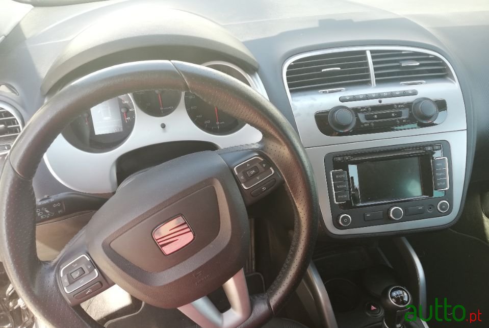 2012' SEAT Altea photo #4