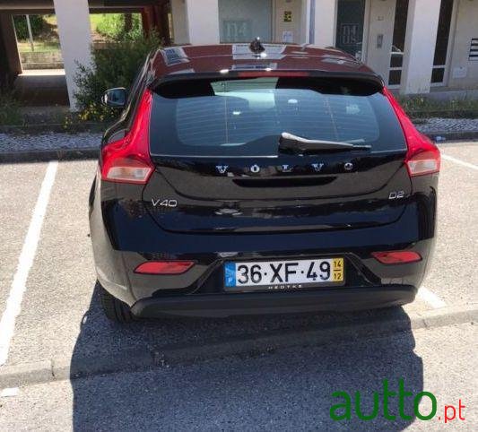 2014' Volvo V40 D2 115Cv photo #1