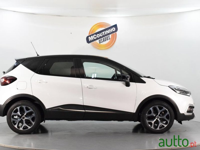 2019' Renault Captur photo #4