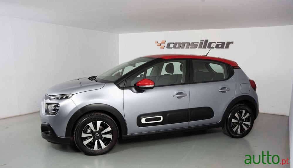 2021' Citroen C3 1.2 Puretech Shine photo #6