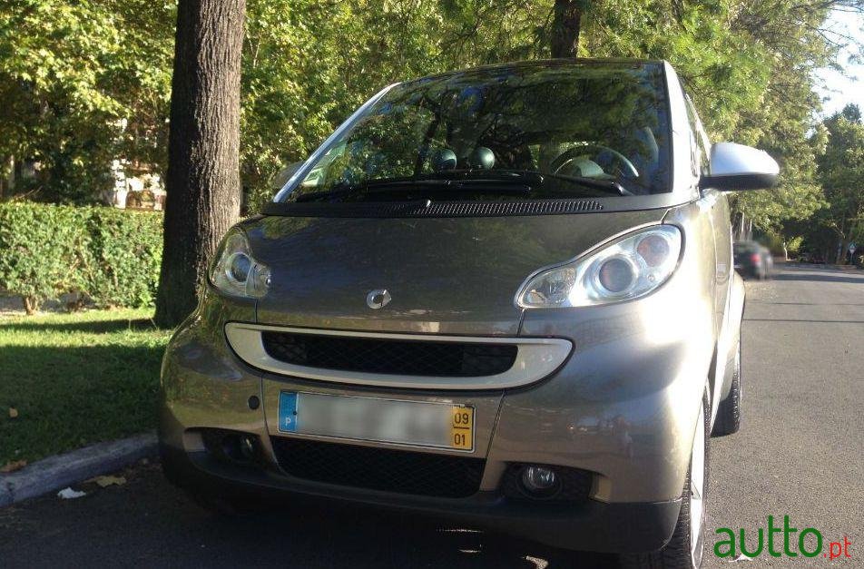 2009' Smart Fortwo Pulse photo #2