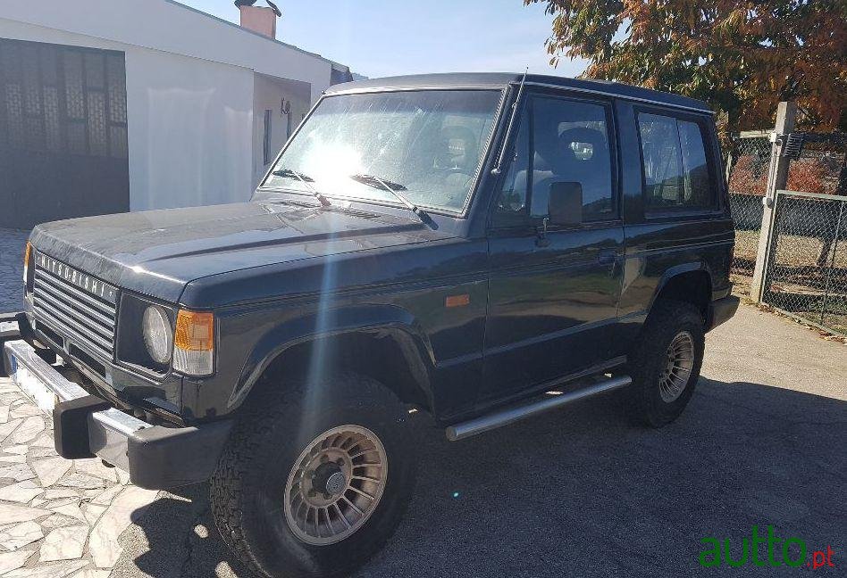 1987' Mitsubishi Pajero 2.5Td photo #1