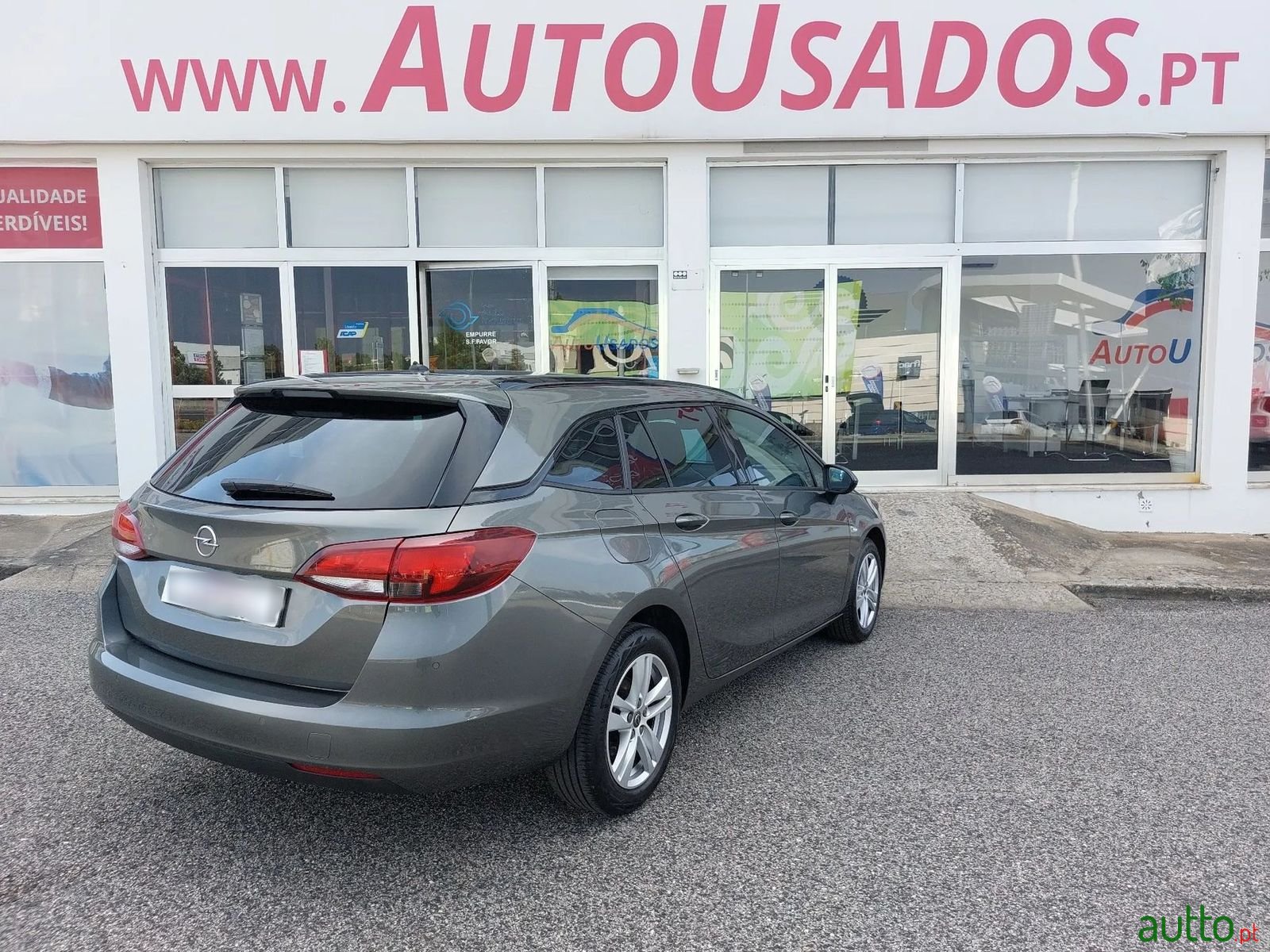 2020' Opel Astra Sports Tourer photo #6