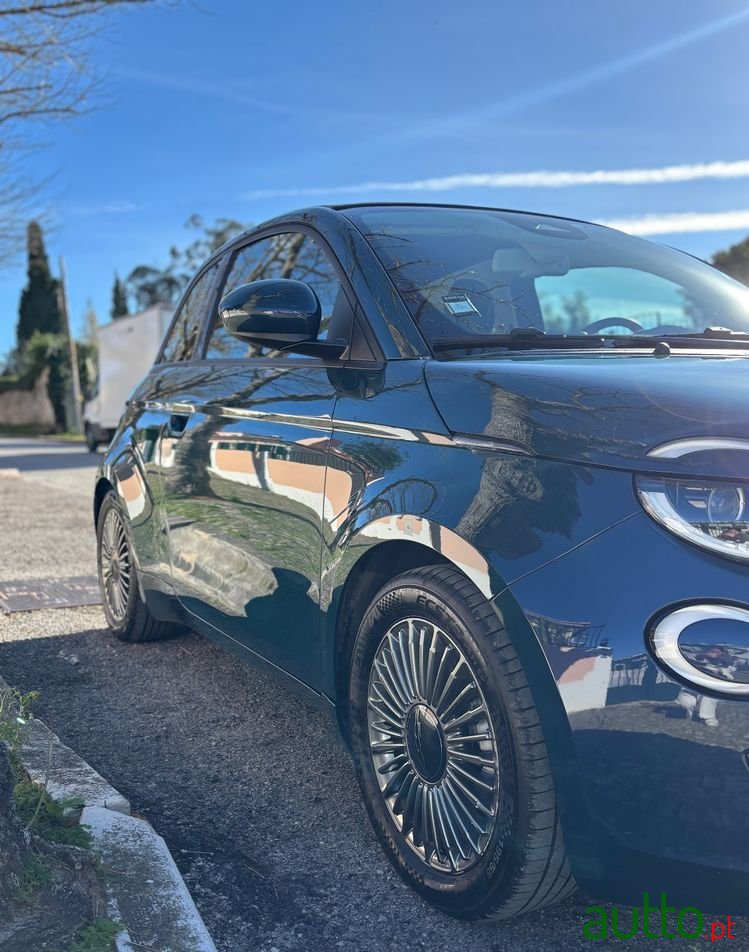 2022' Fiat 500E C Icon photo #2