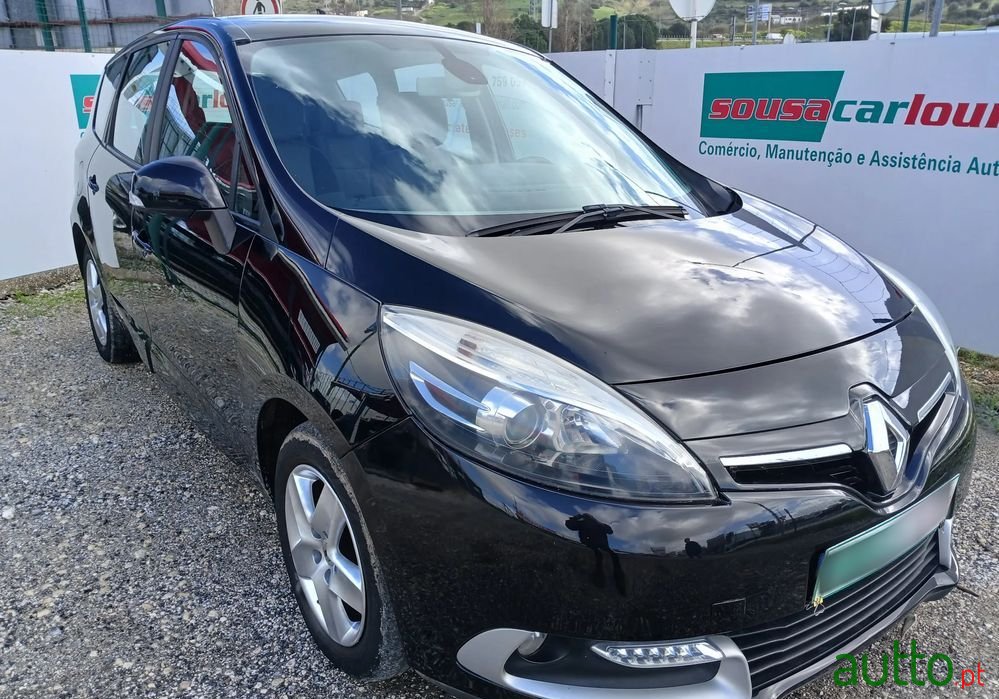 2013' Renault Grand Scenic photo #4