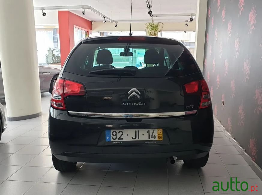 2010' Citroen C3 photo #2