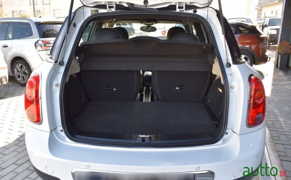 2010' MINI Countryman Cooper photo #5