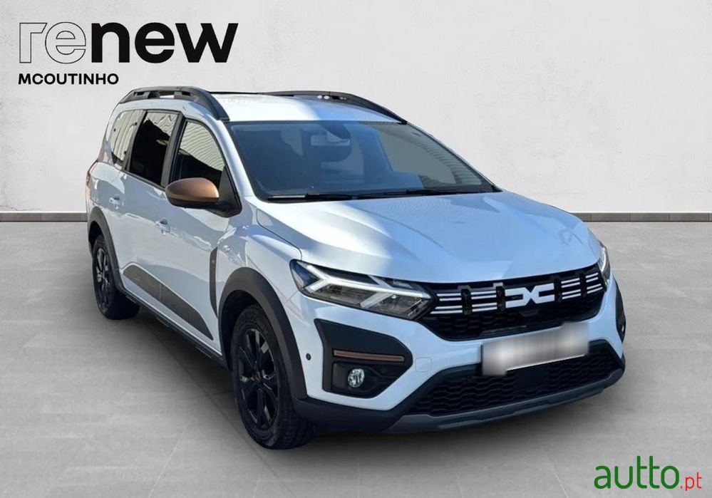2023' Dacia Jogger photo #3