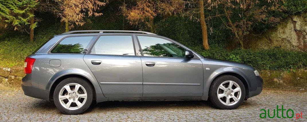 2002' Audi A4-Avant photo #1