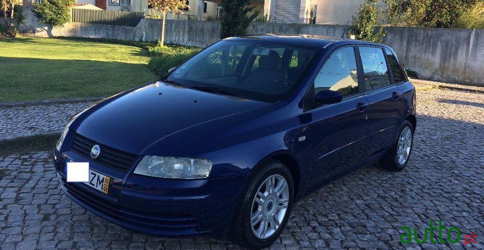 2005' Fiat Stilo 1.4 16V Dynamic photo #2