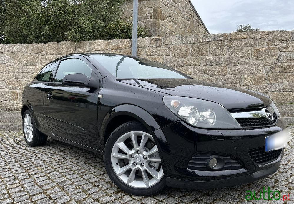 2008' Opel Astra Gtc 1.7 Cdti photo #3