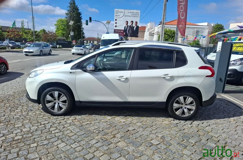 2016' Peugeot 2008 photo #2