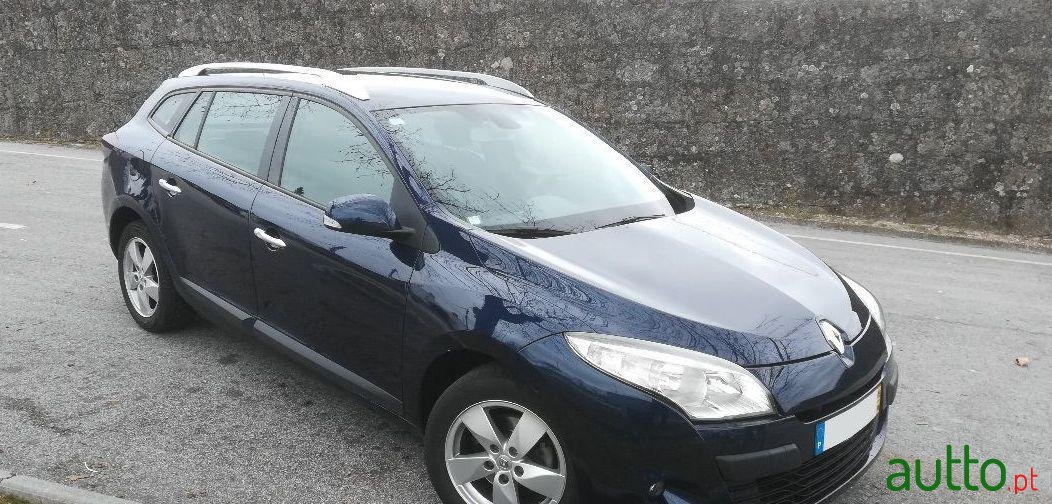 2009' Renault Megane Sport Tourer photo #1