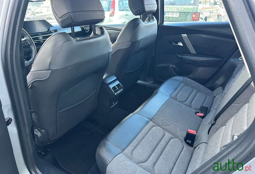 2022' Citroen C4 photo #6