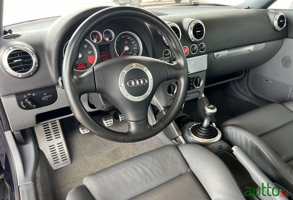 2004' Audi Tt Coupé 1.8 T S-Line photo #2